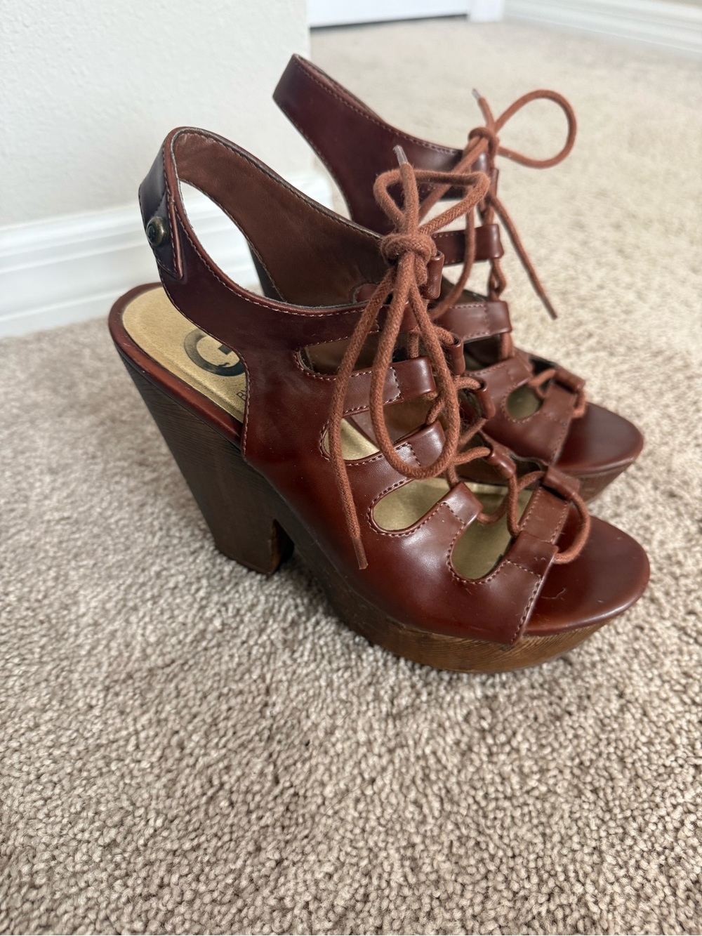 G by GUESS Women’s 7M Brown Lace Up Platform Block Heel Sandals Y2K Boho